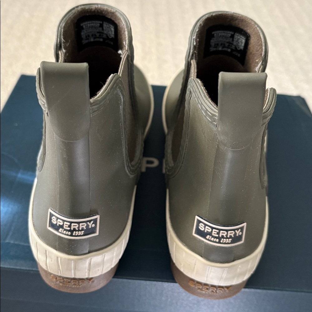 Sperry Torrent Chelsea Ankle Boots - Picture 13 of 15